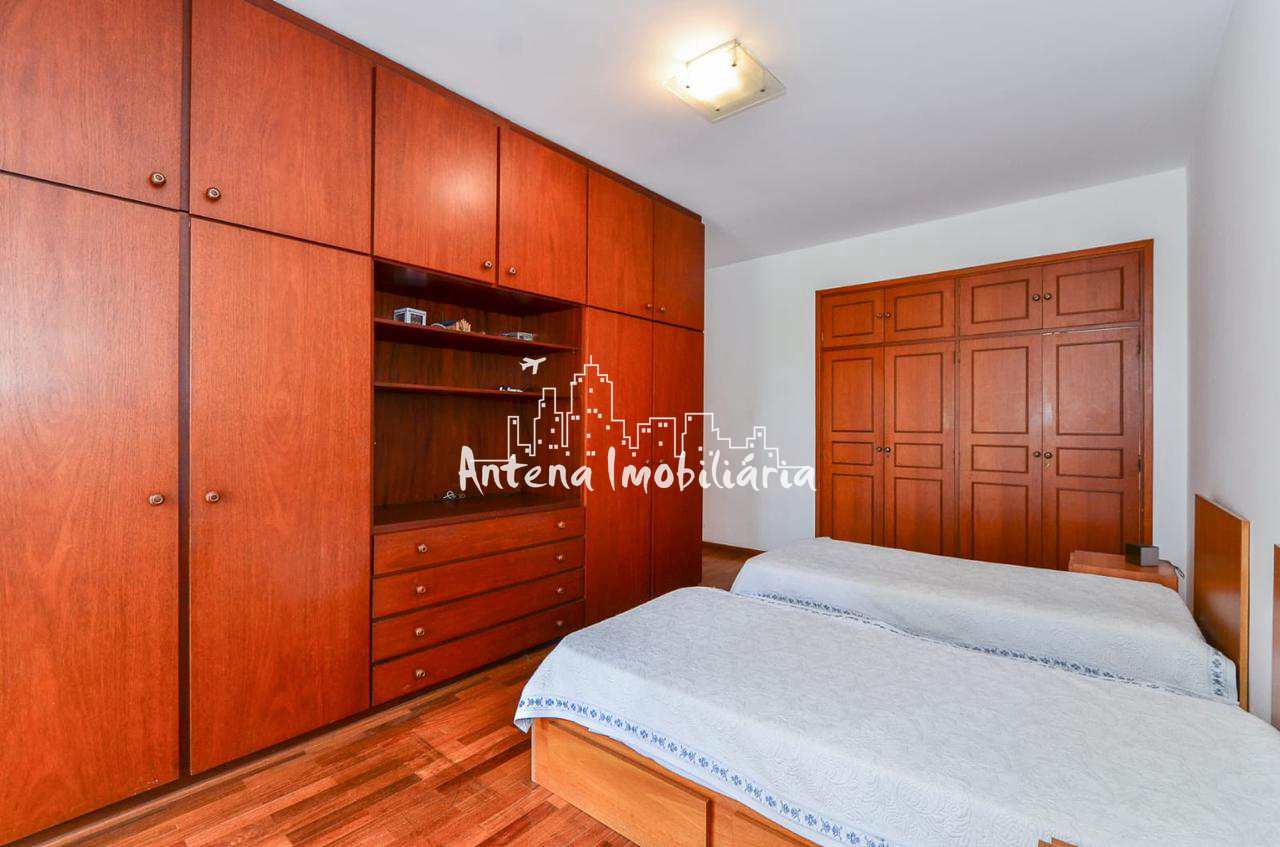 Apartamento à venda com 3 quartos, 193m² - Foto 11