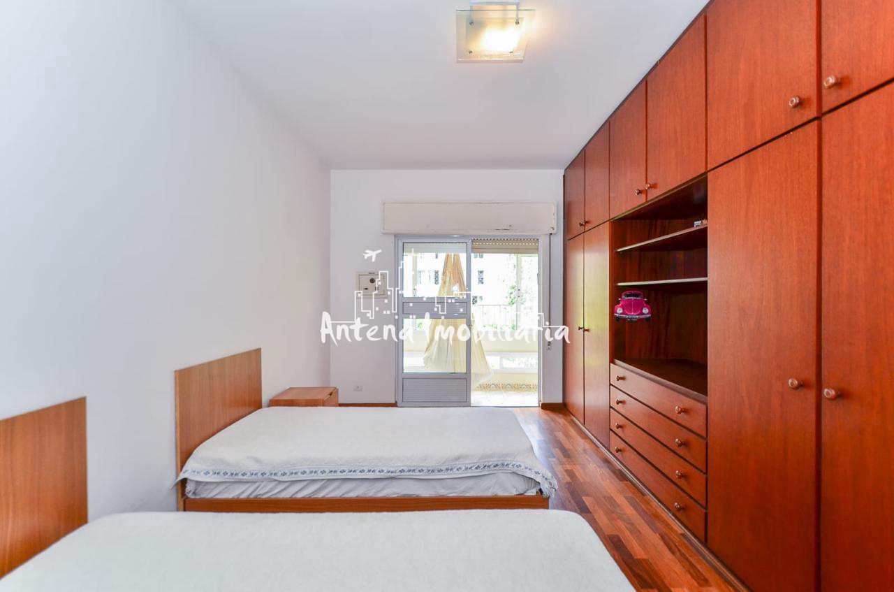 Apartamento à venda com 3 quartos, 193m² - Foto 10