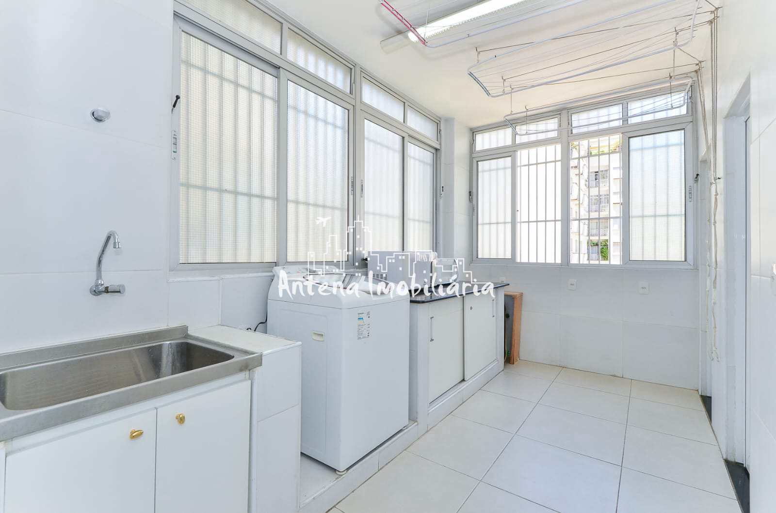 Apartamento à venda com 3 quartos, 193m² - Foto 27