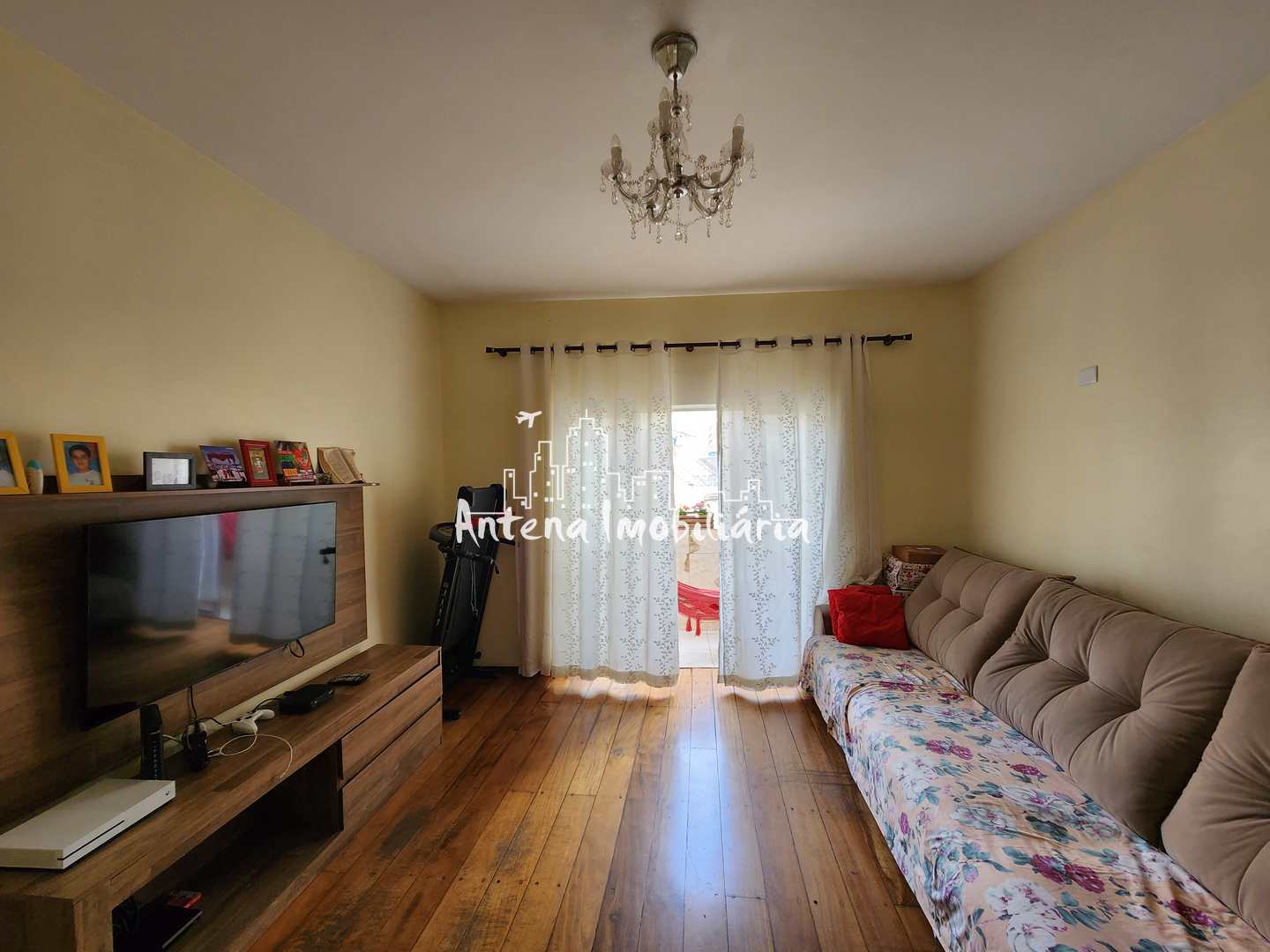 Apartamento à venda com 2 quartos, 100m² - Foto 2