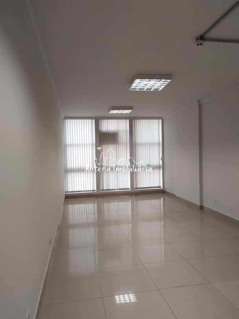 Prédio Inteiro para alugar, 37m² - Foto 1