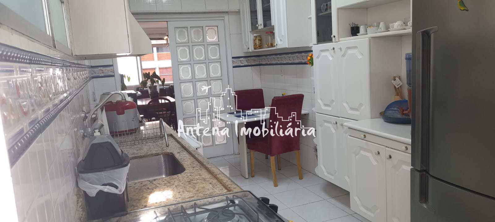 Apartamento à venda com 3 quartos, 130m² - Foto 10