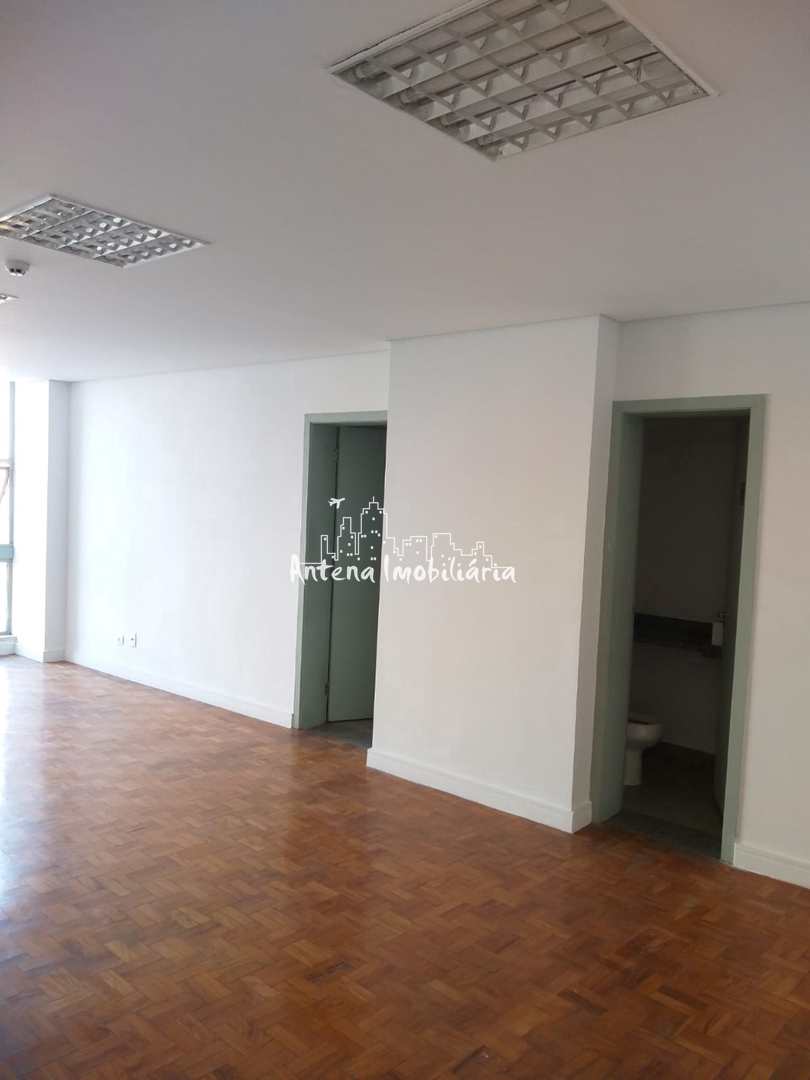 Prédio Inteiro para alugar, 42m² - Foto 4