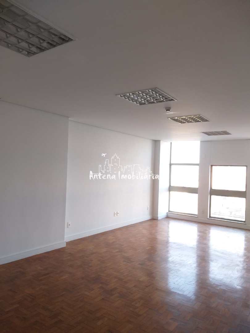 Prédio Inteiro para alugar, 42m² - Foto 1