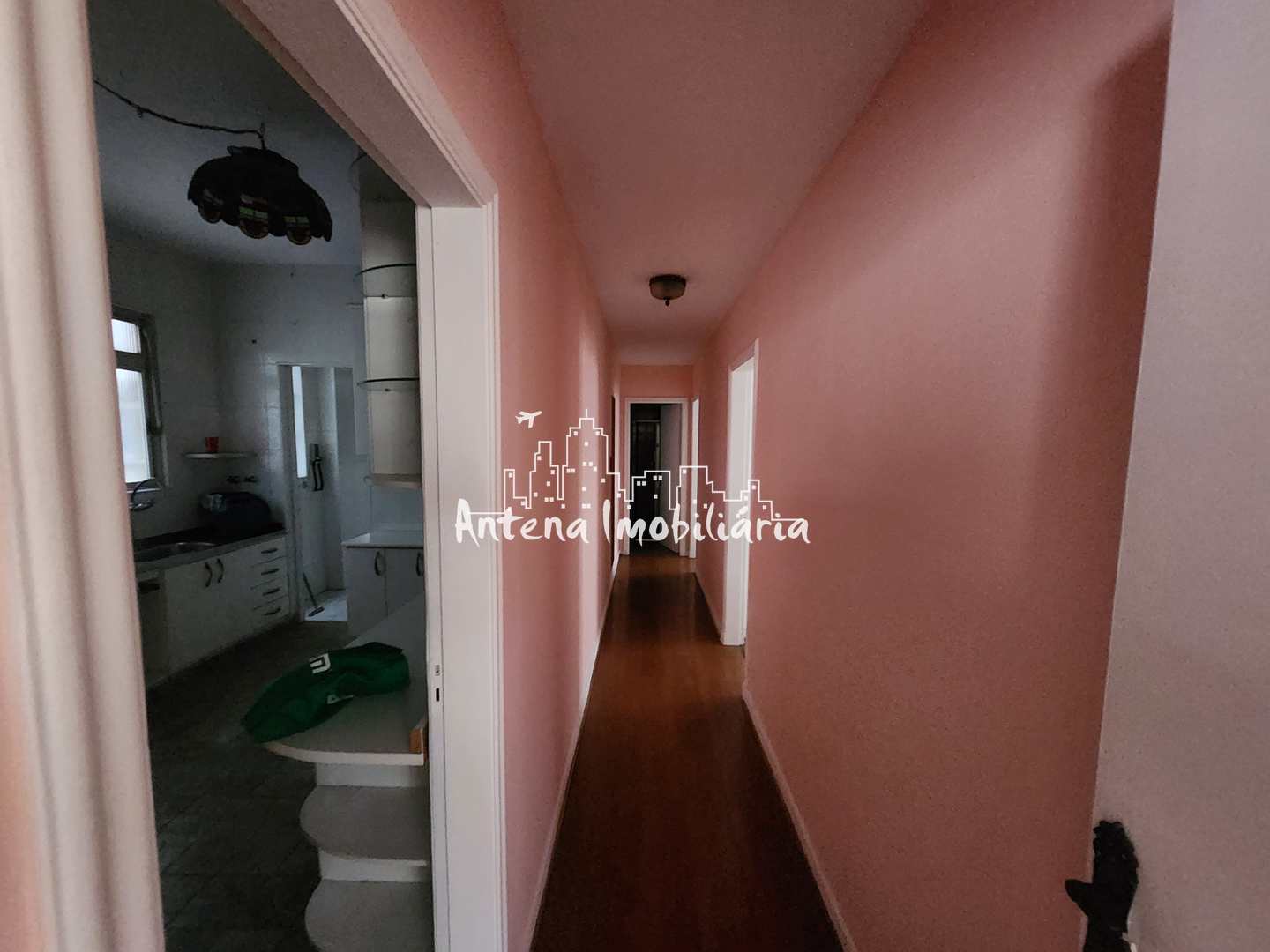 Apartamento para alugar com 2 quartos, 135m² - Foto 8