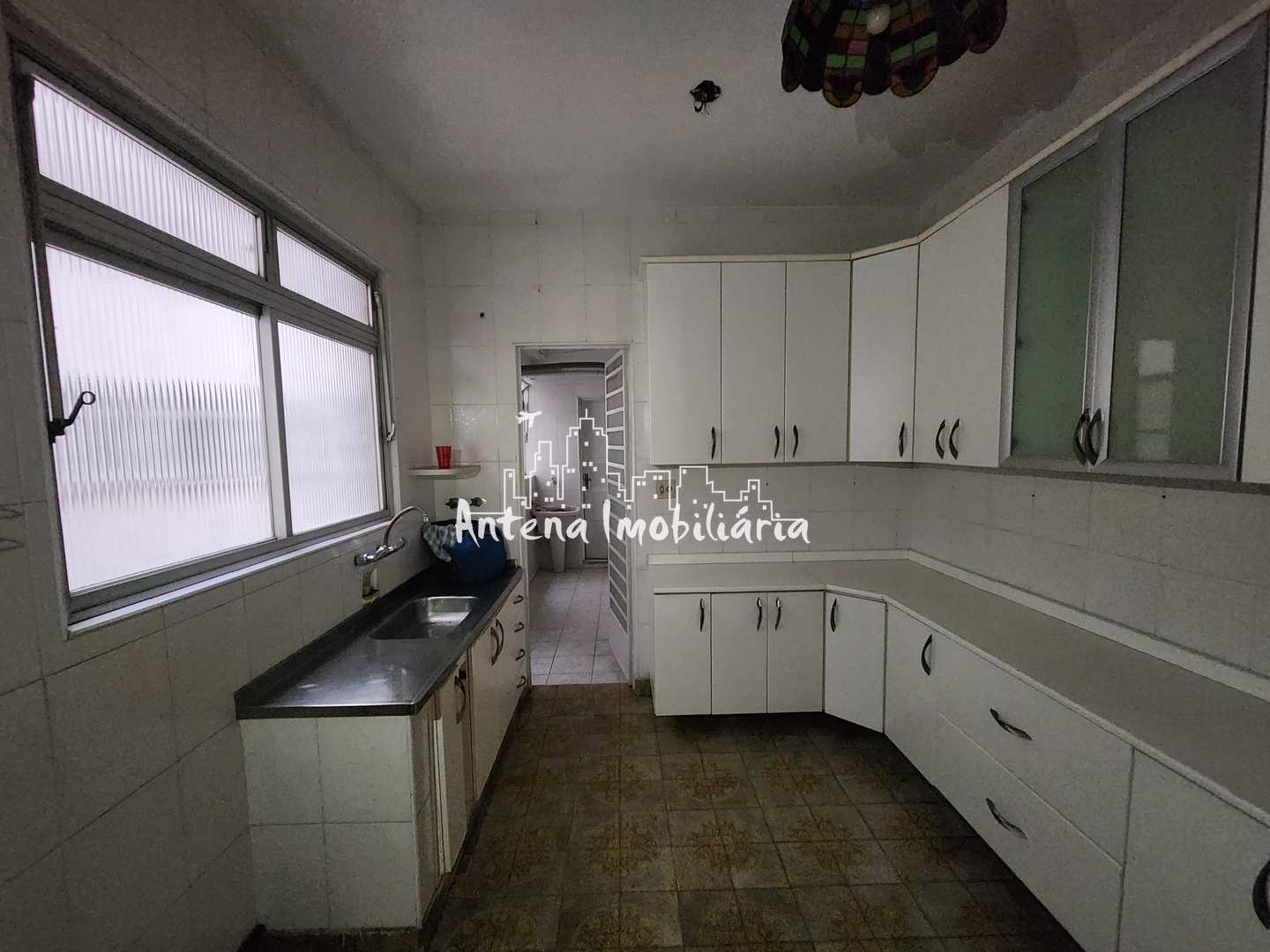 Apartamento para alugar com 2 quartos, 135m² - Foto 16