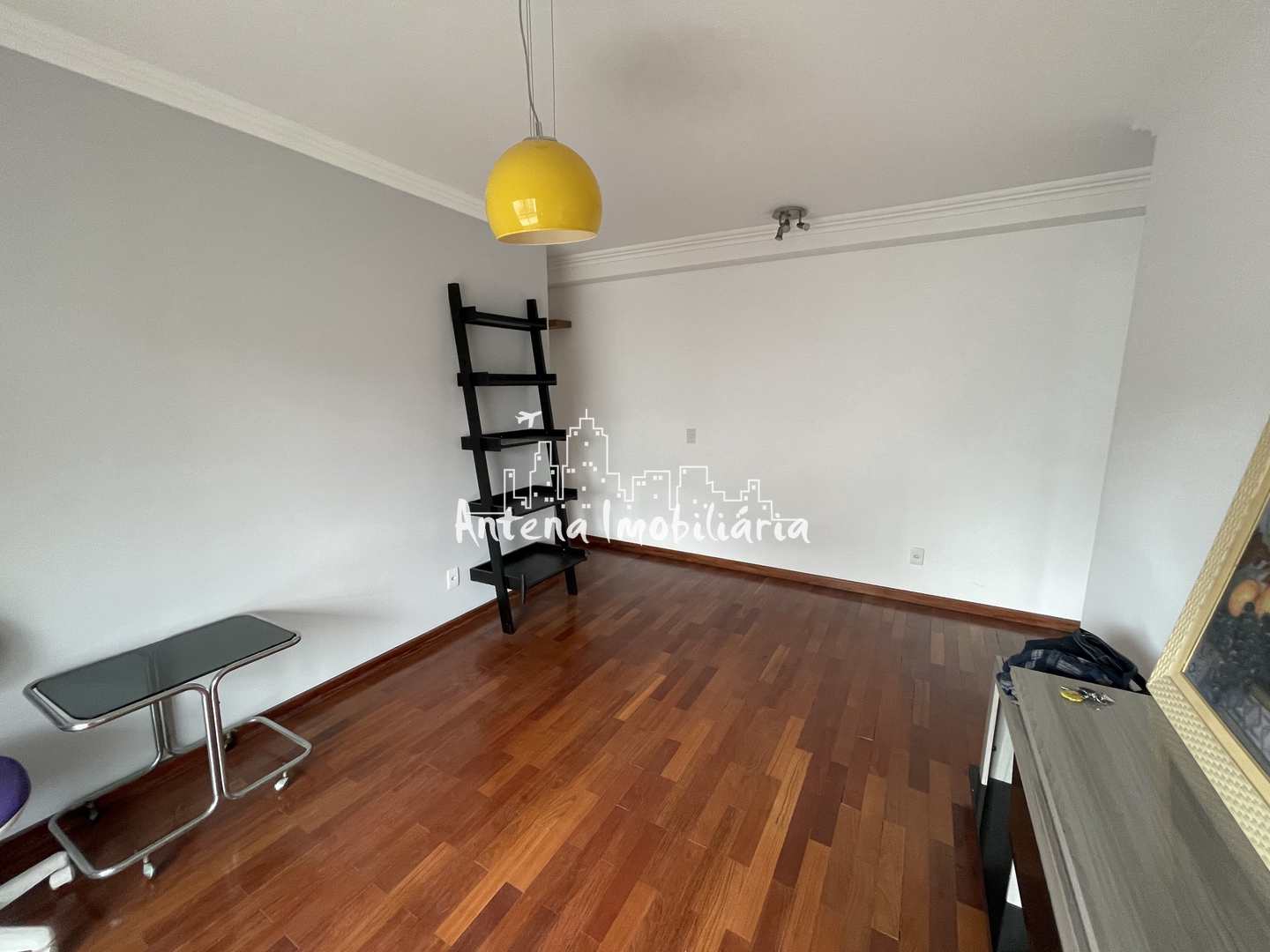 Apartamento para alugar com 2 quartos, 70m² - Foto 3