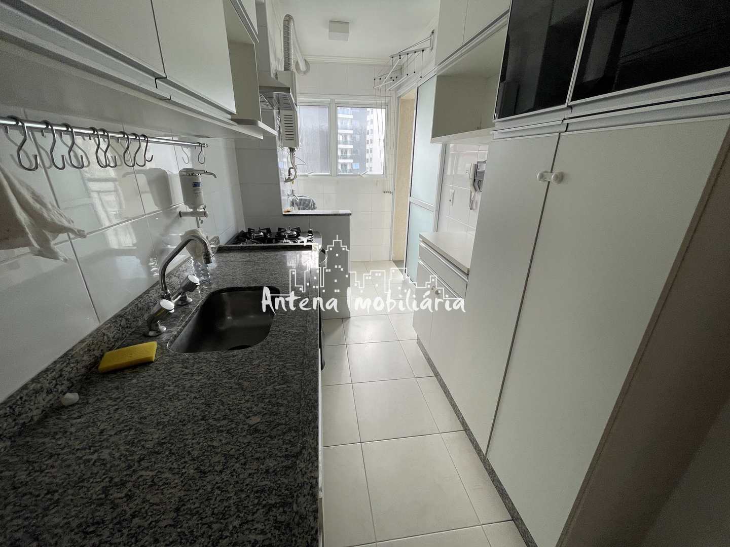 Apartamento para alugar com 2 quartos, 70m² - Foto 15