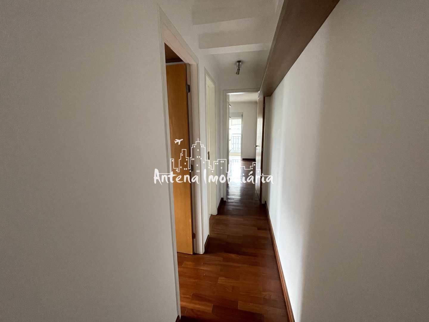 Apartamento para alugar com 2 quartos, 70m² - Foto 5