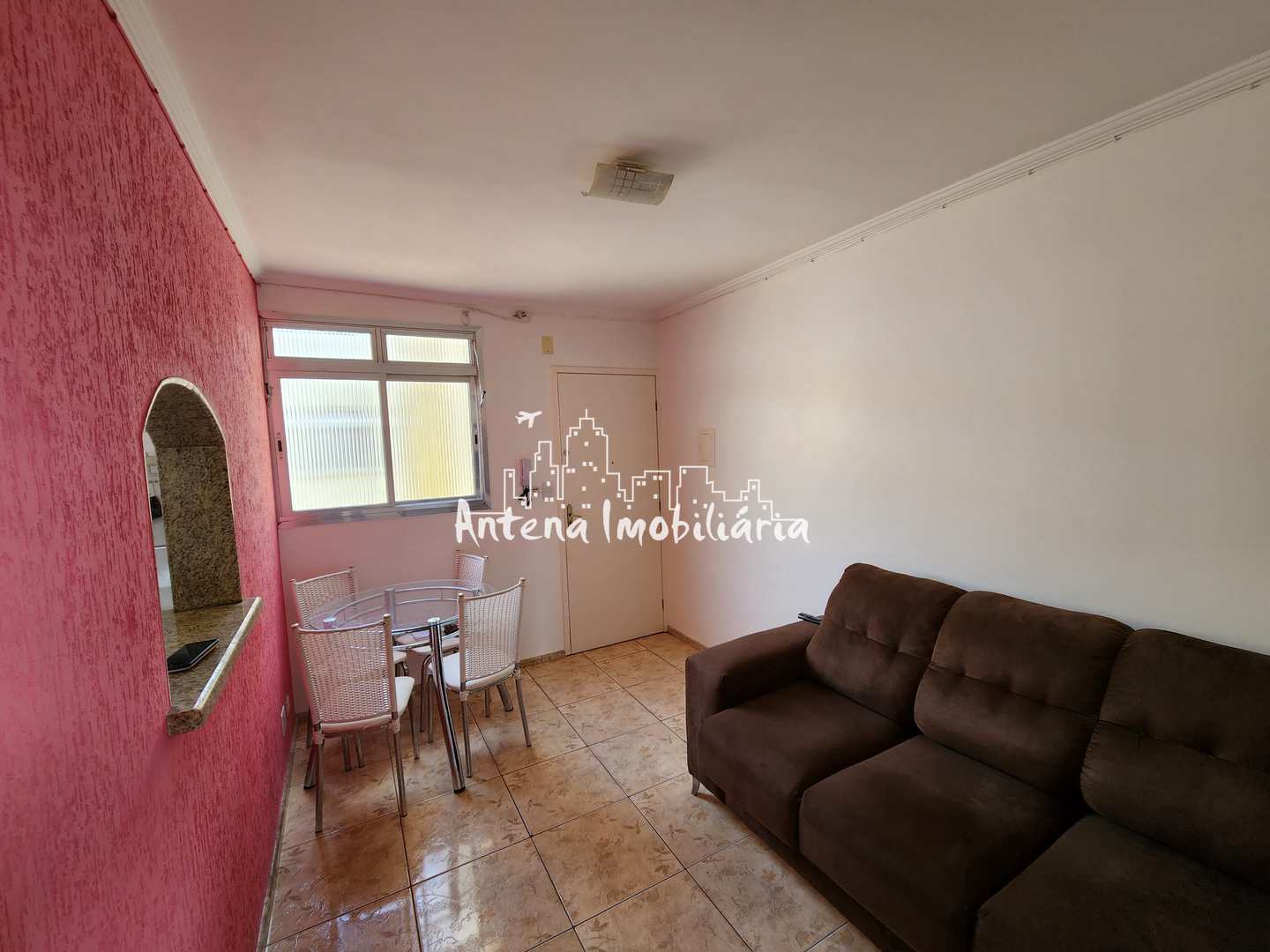 Apartamento à venda com 2 quartos, 43m² - Foto 2