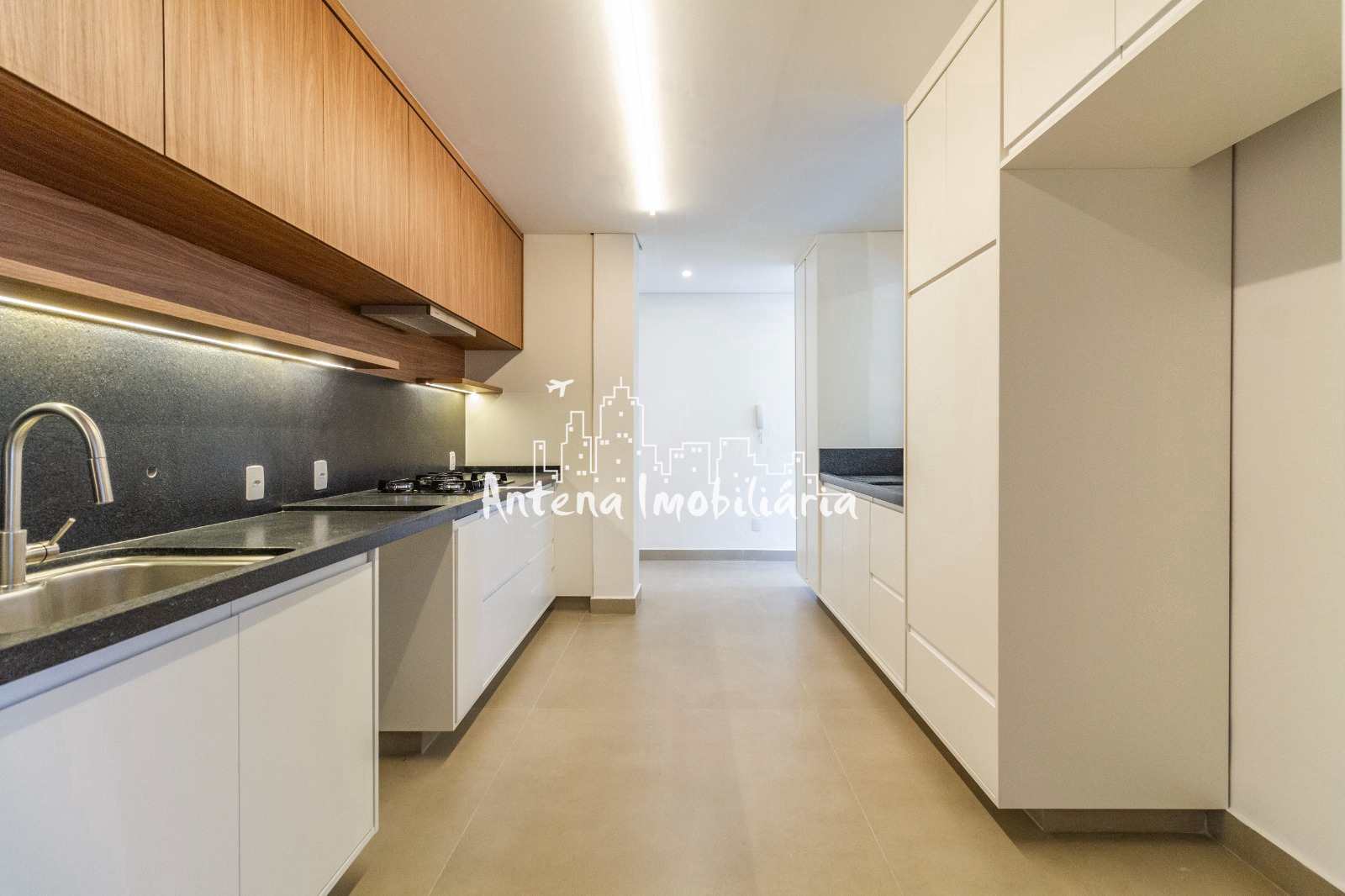 Apartamento à venda com 3 quartos, 143m² - Foto 24