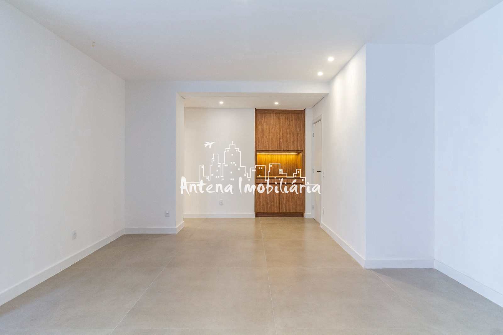 Apartamento à venda com 3 quartos, 143m² - Foto 5