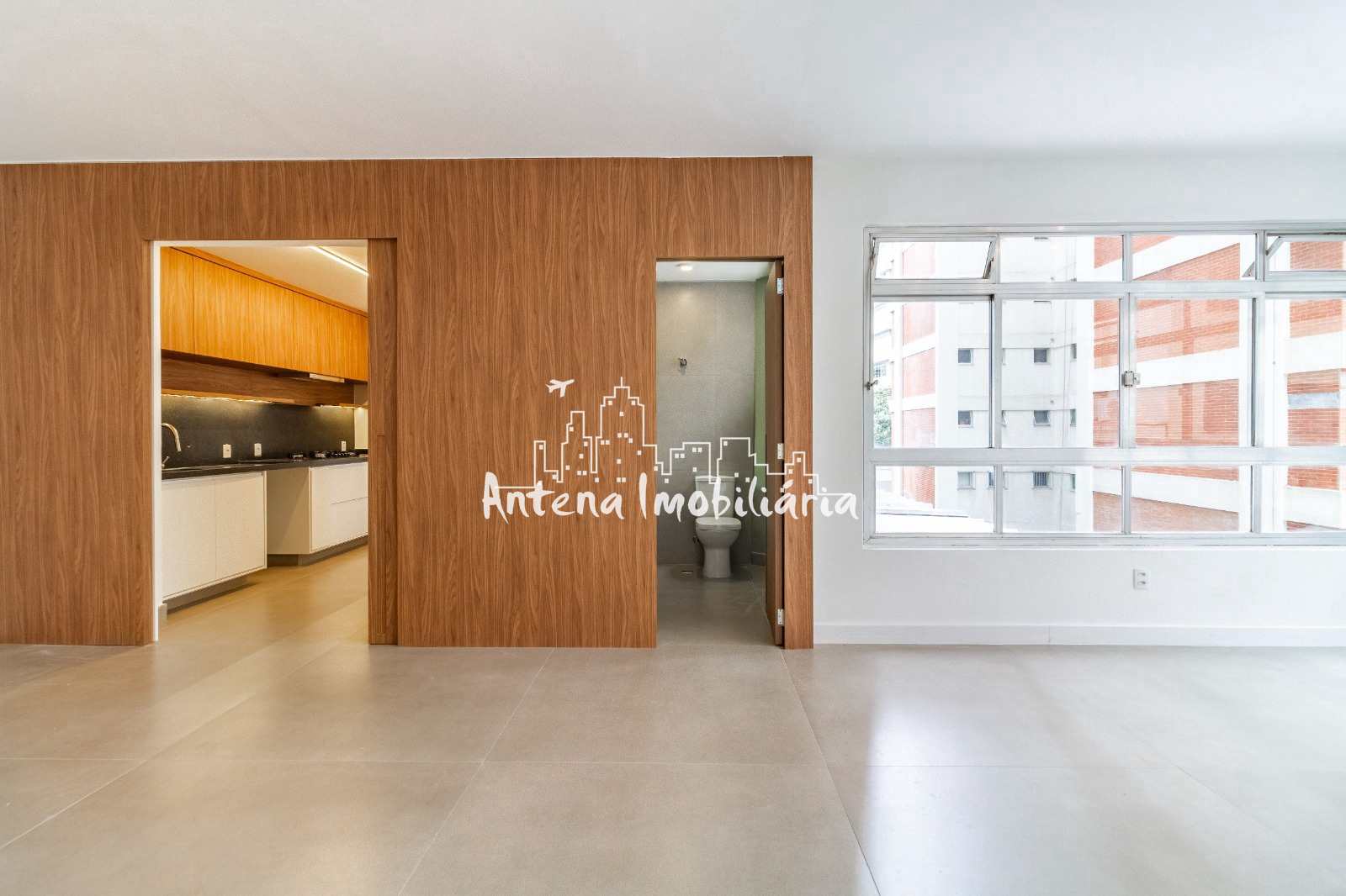 Apartamento à venda com 3 quartos, 143m² - Foto 1