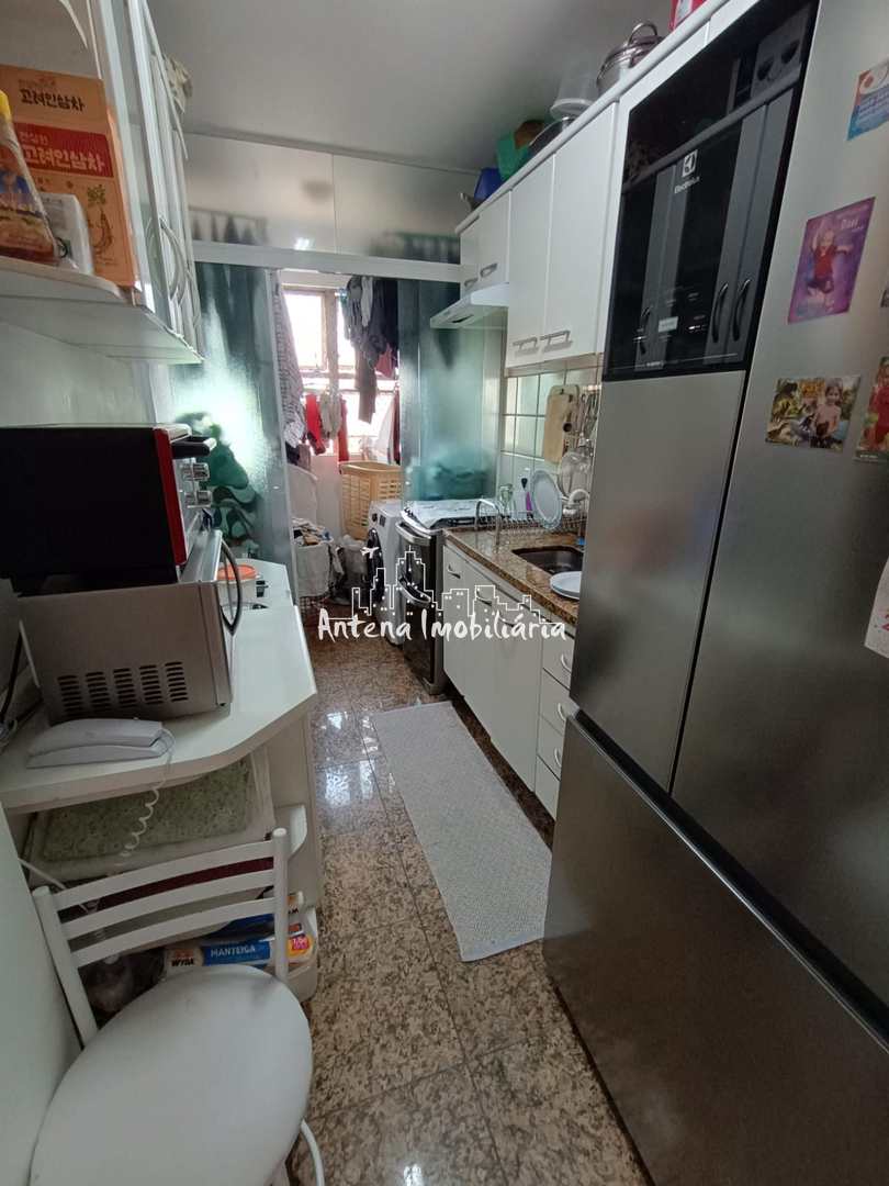 Apartamento à venda com 3 quartos, 64m² - Foto 13