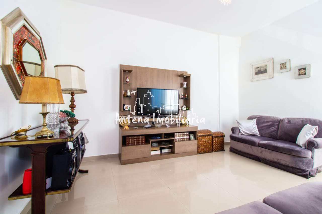 Apartamento à venda com 2 quartos, 120m² - Foto 1