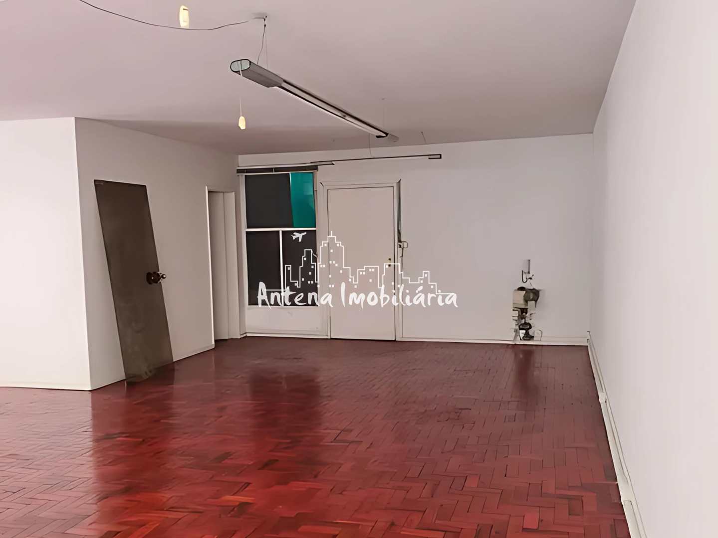 Prédio Inteiro à venda, 117m² - Foto 2