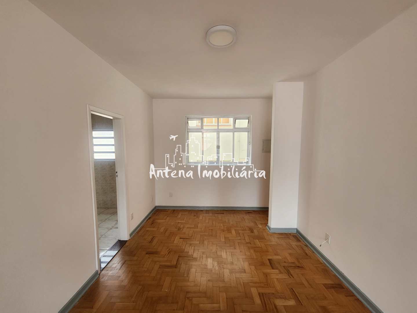 Apartamento à venda com 1 quarto, 74m² - Foto 3