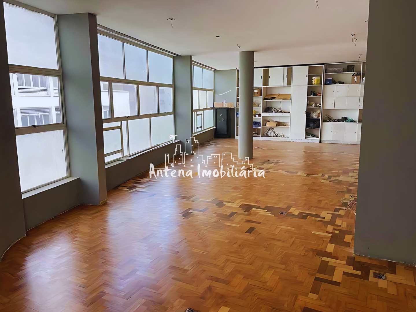 Prédio Inteiro à venda, 110m² - Foto 2