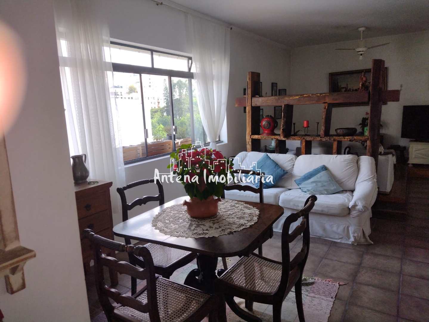 Apartamento à venda com 3 quartos, 210m² - Foto 3