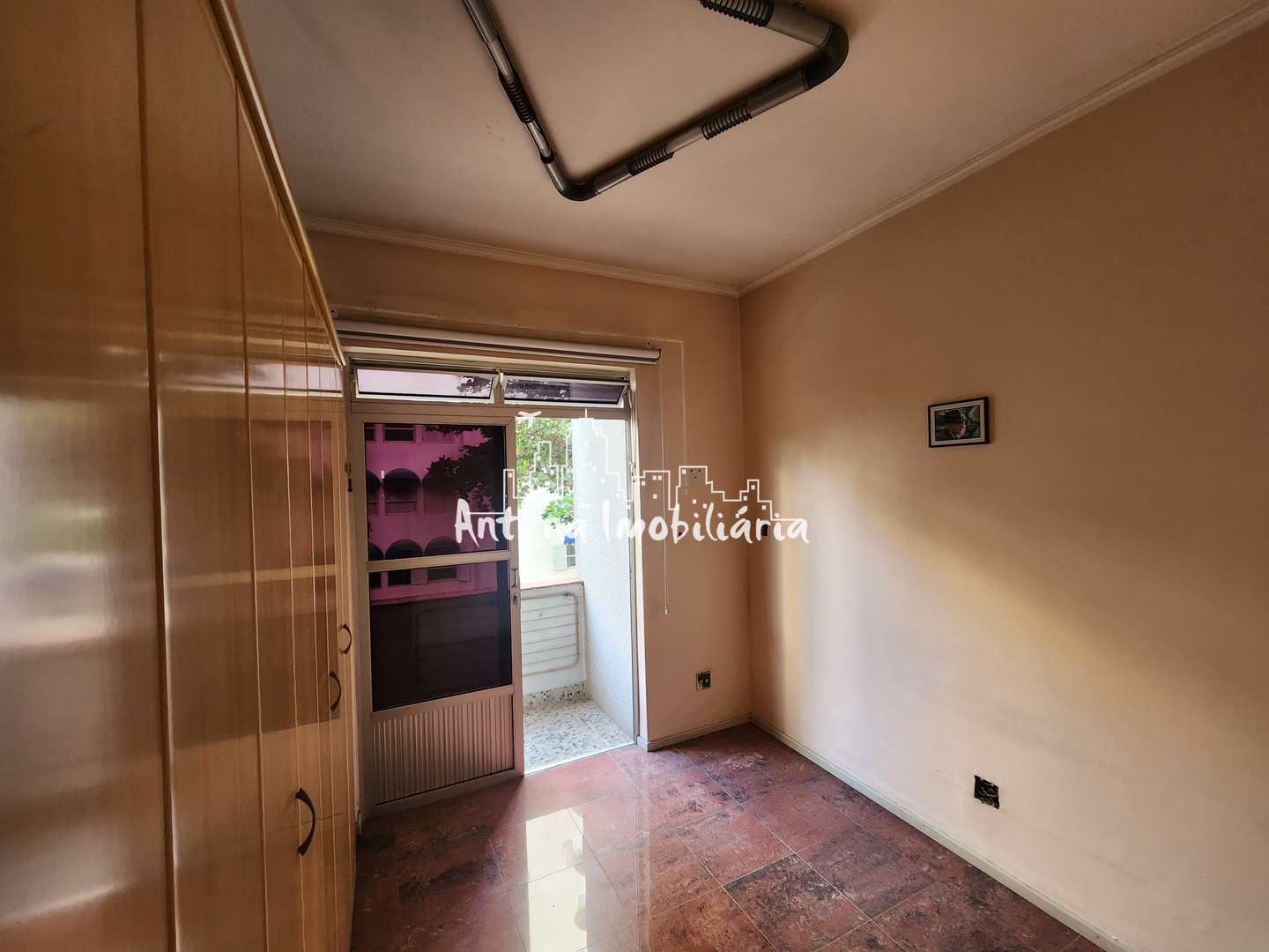 Apartamento à venda com 1 quarto, 42m² - Foto 3