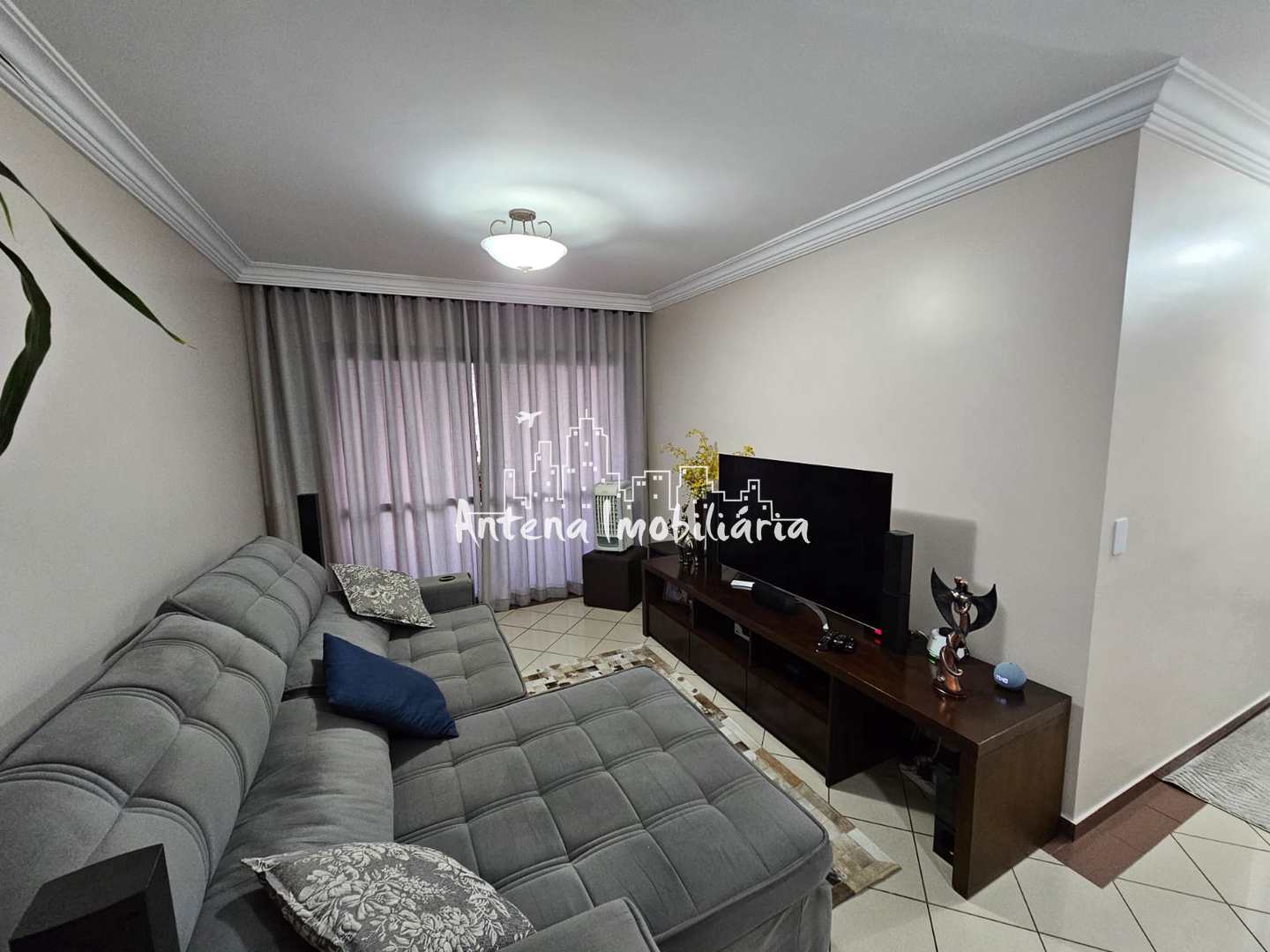 Apartamento à venda com 3 quartos, 81m² - Foto 1