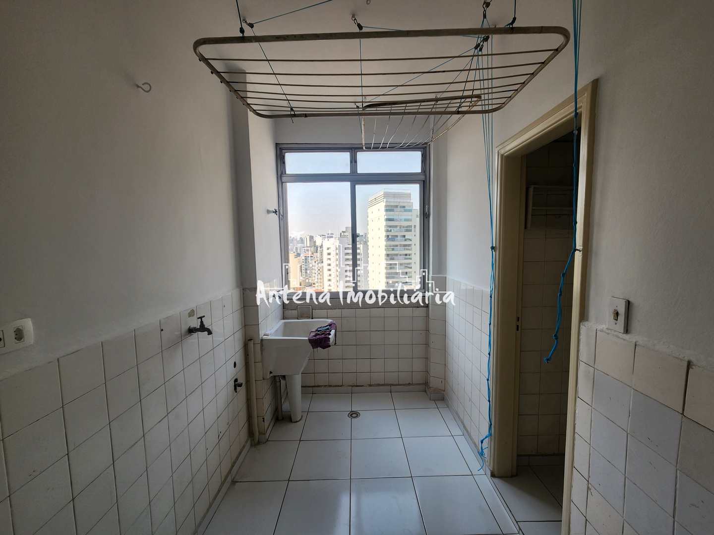 Apartamento para alugar com 3 quartos, 125m² - Foto 13