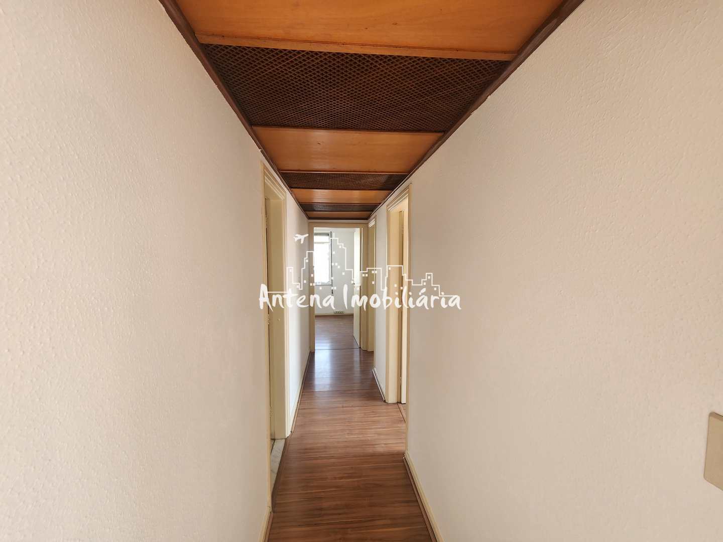 Apartamento para alugar com 3 quartos, 125m² - Foto 4