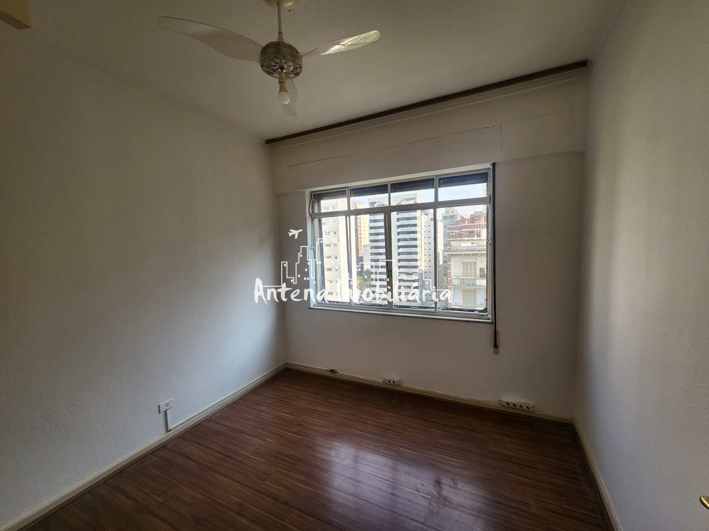 Apartamento para alugar com 3 quartos, 125m² - Foto 8