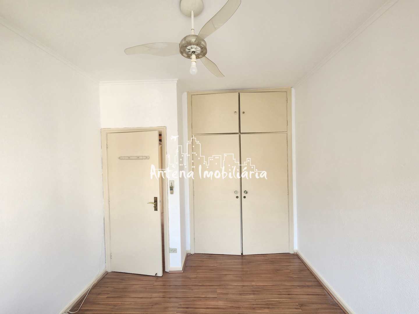 Apartamento para alugar com 3 quartos, 125m² - Foto 9