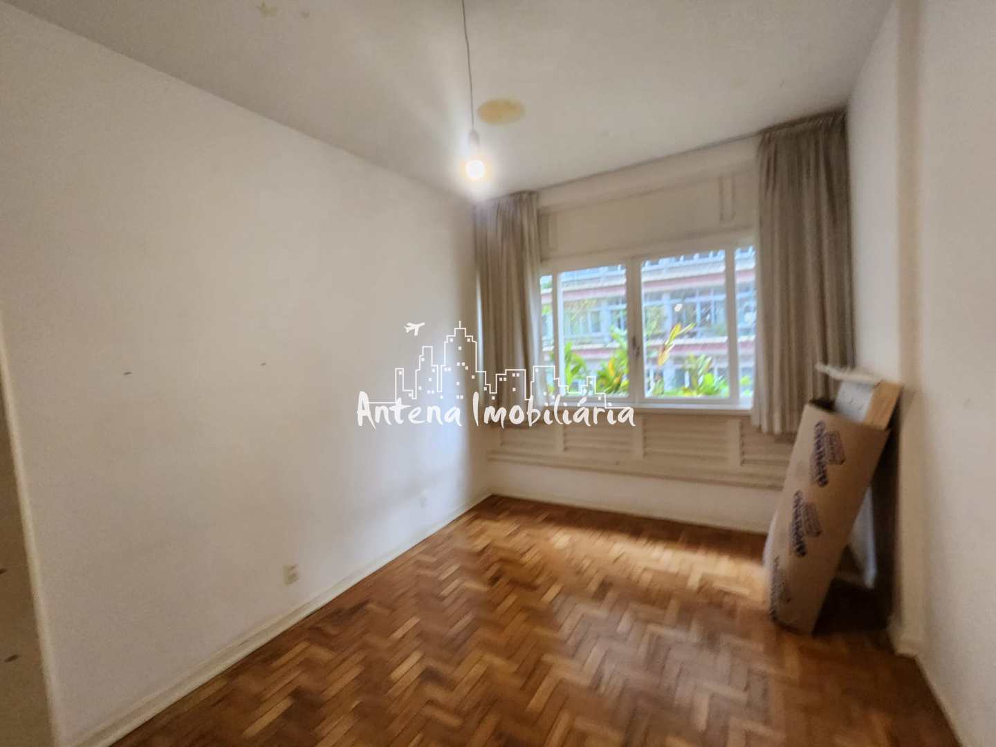 Apartamento para alugar com 3 quartos, 135m² - Foto 9