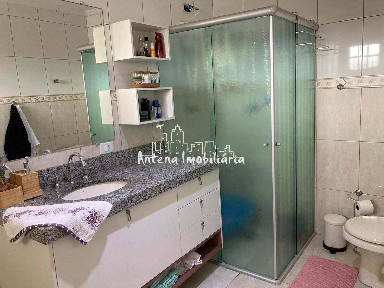 Casa à venda com 3 quartos, 271m² - Foto 12