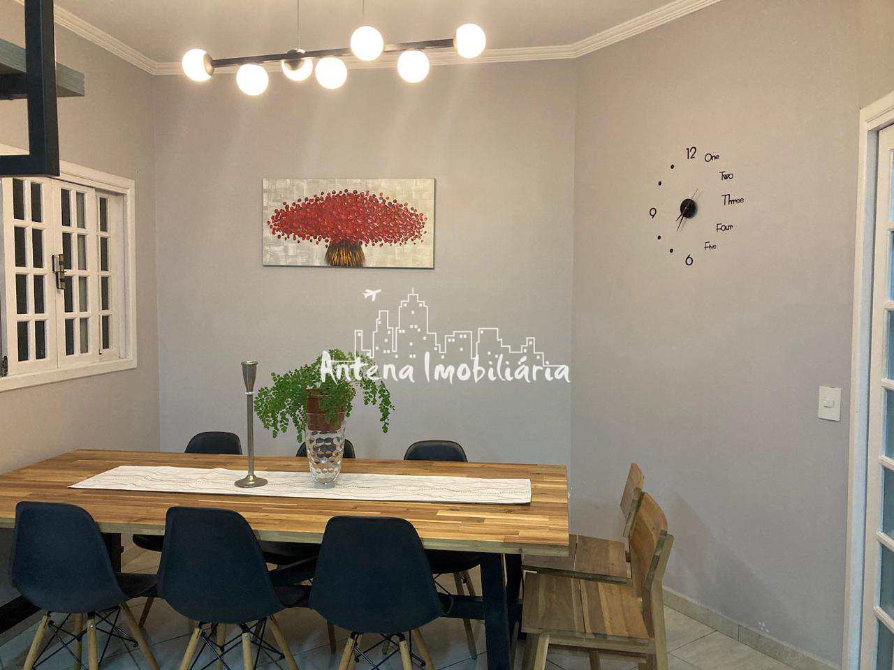 Casa à venda com 3 quartos, 271m² - Foto 18