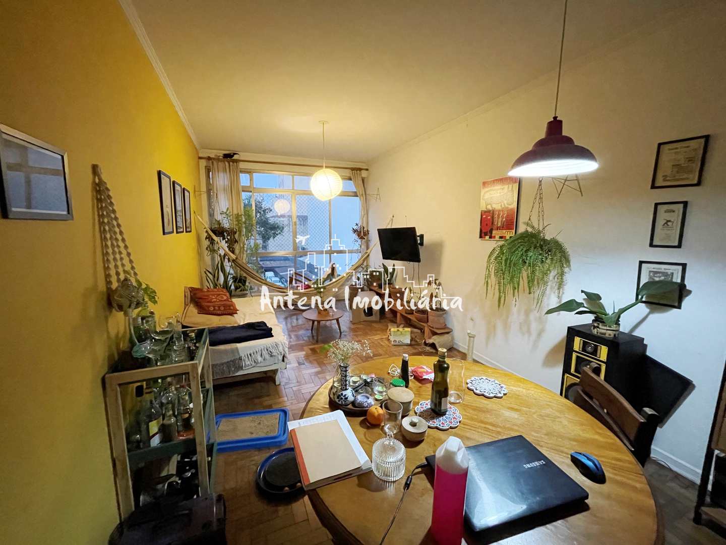 Apartamento à venda com 2 quartos, 90m² - Foto 1