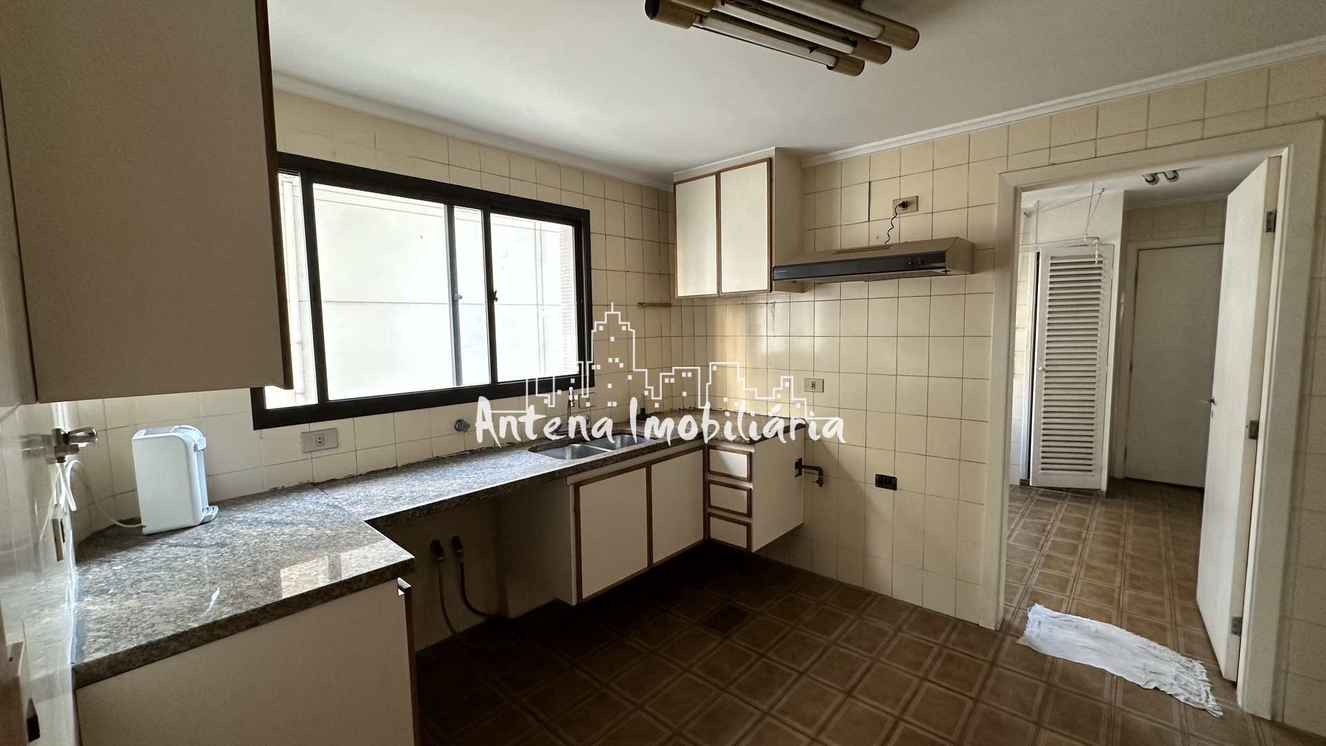 Apartamento à venda com 4 quartos, 246m² - Foto 30