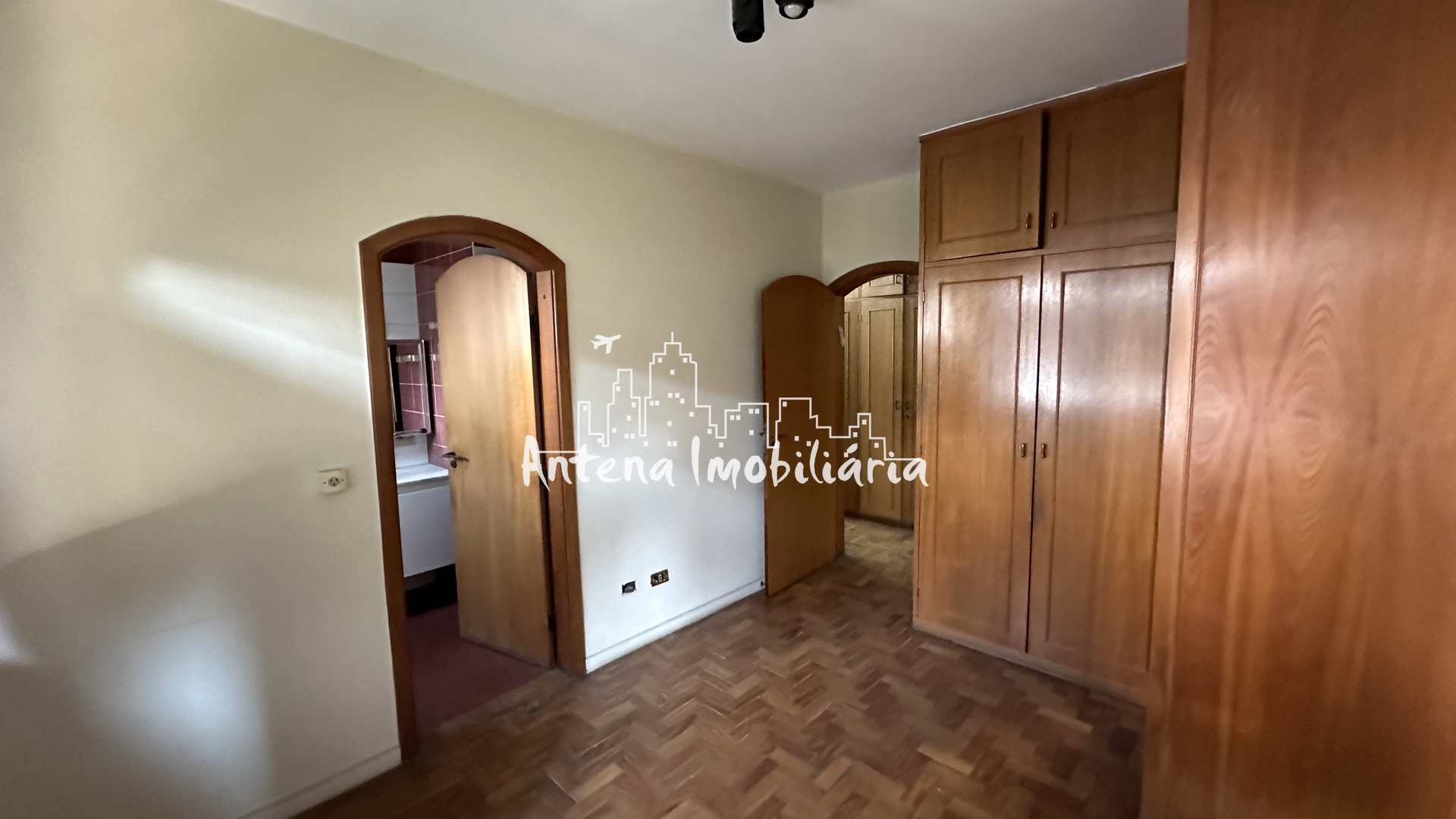 Apartamento à venda com 4 quartos, 246m² - Foto 16