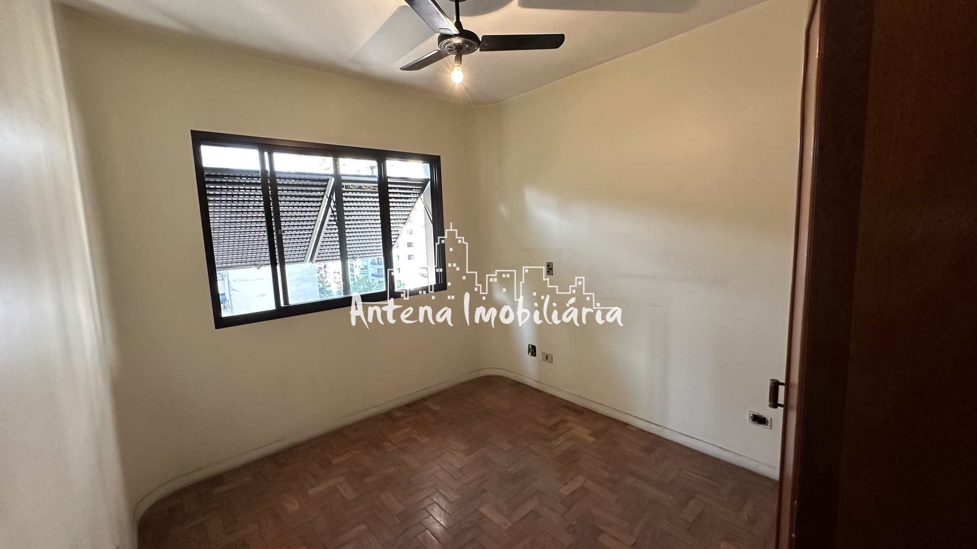 Apartamento à venda com 4 quartos, 246m² - Foto 26