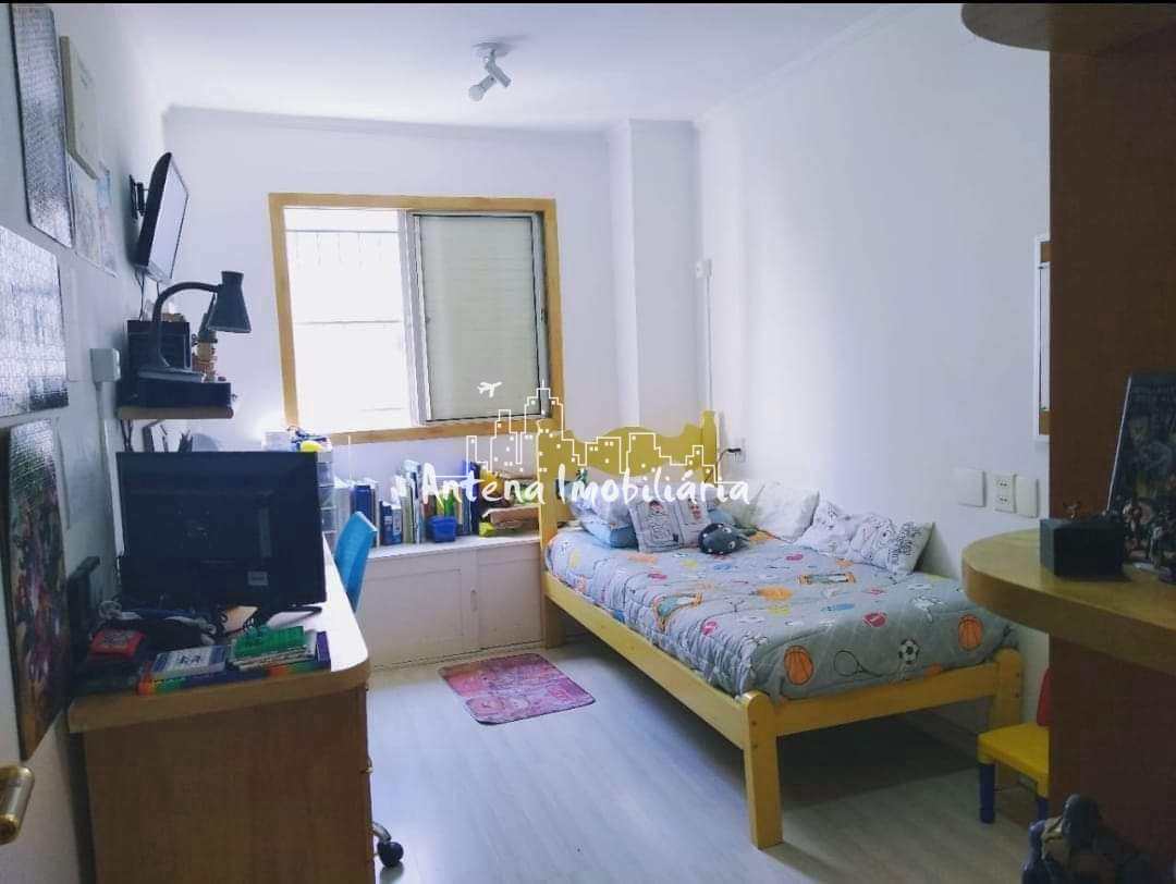 Apartamento à venda com 4 quartos, 140m² - Foto 5