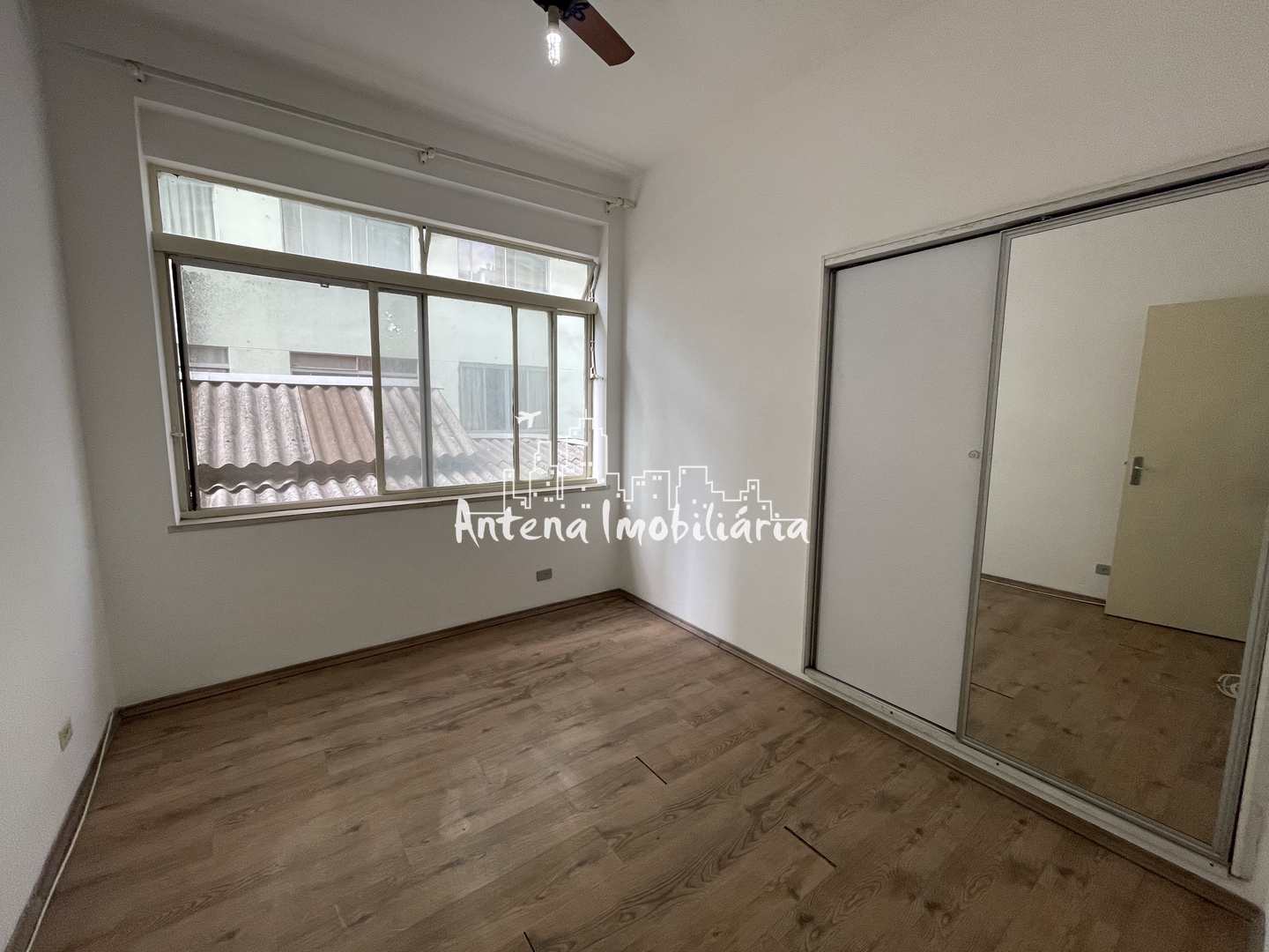 Apartamento à venda com 2 quartos, 90m² - Foto 7