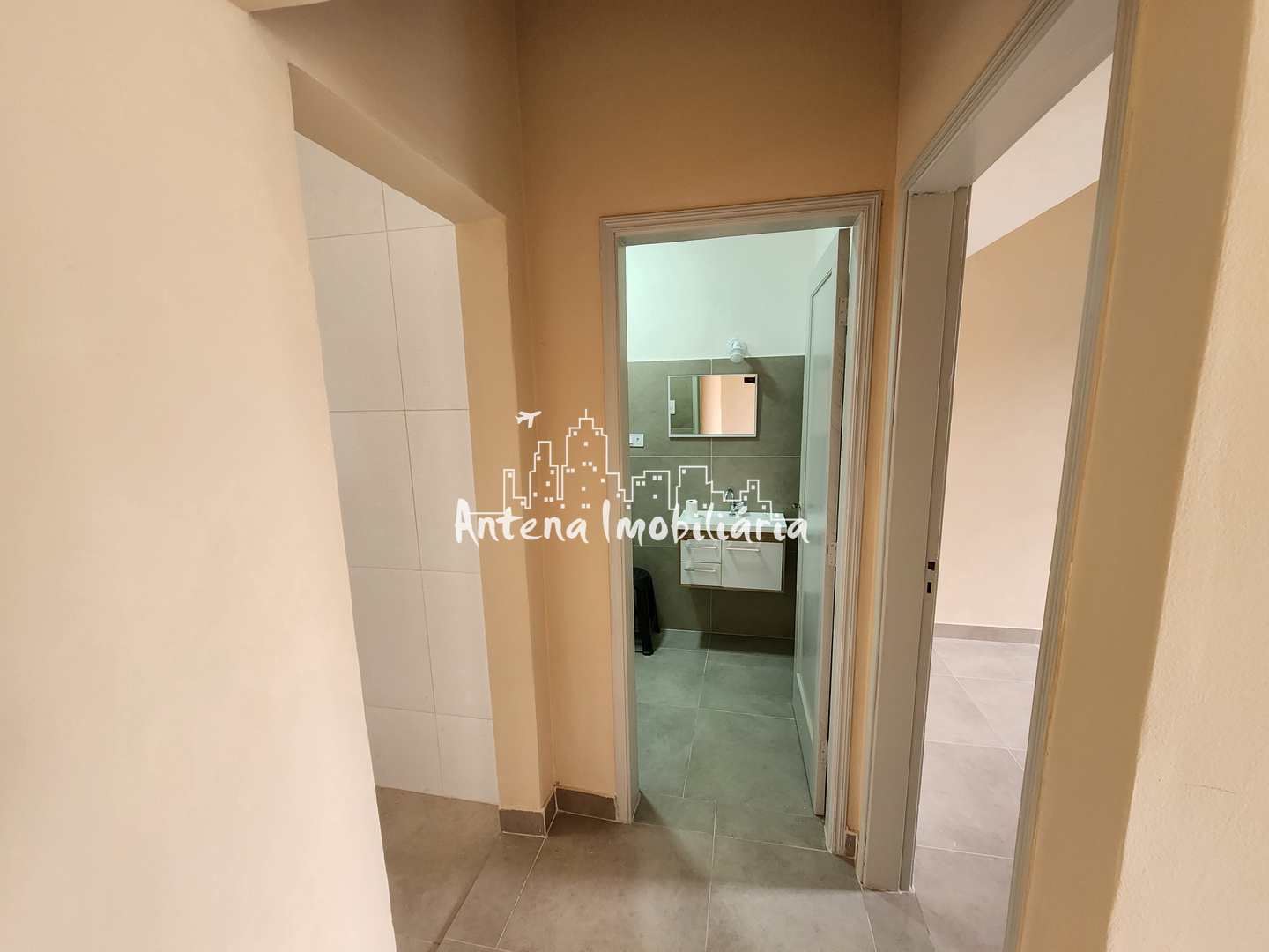 Apartamento à venda com 1 quarto, 60m² - Foto 4