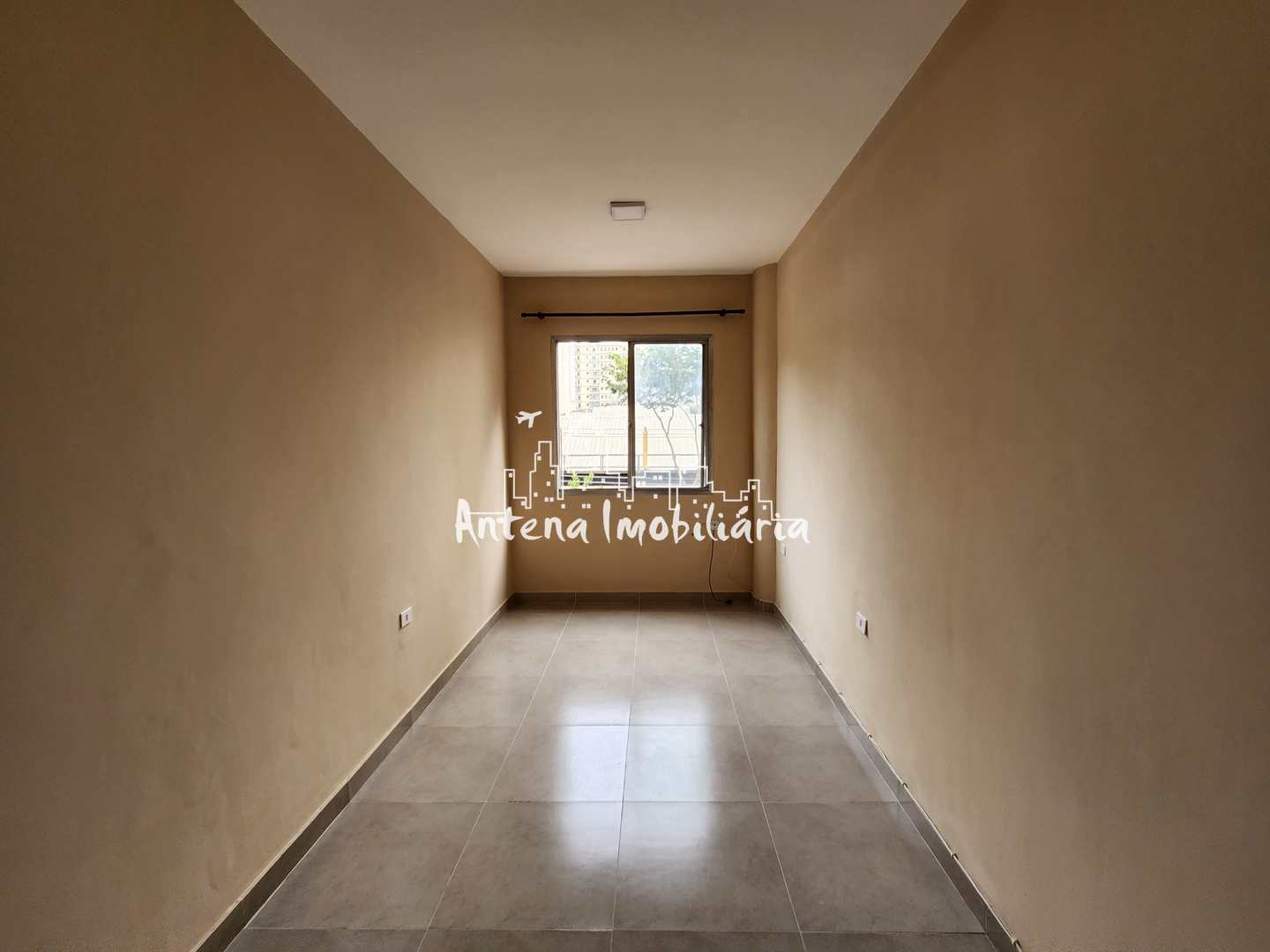 Apartamento à venda com 1 quarto, 60m² - Foto 2