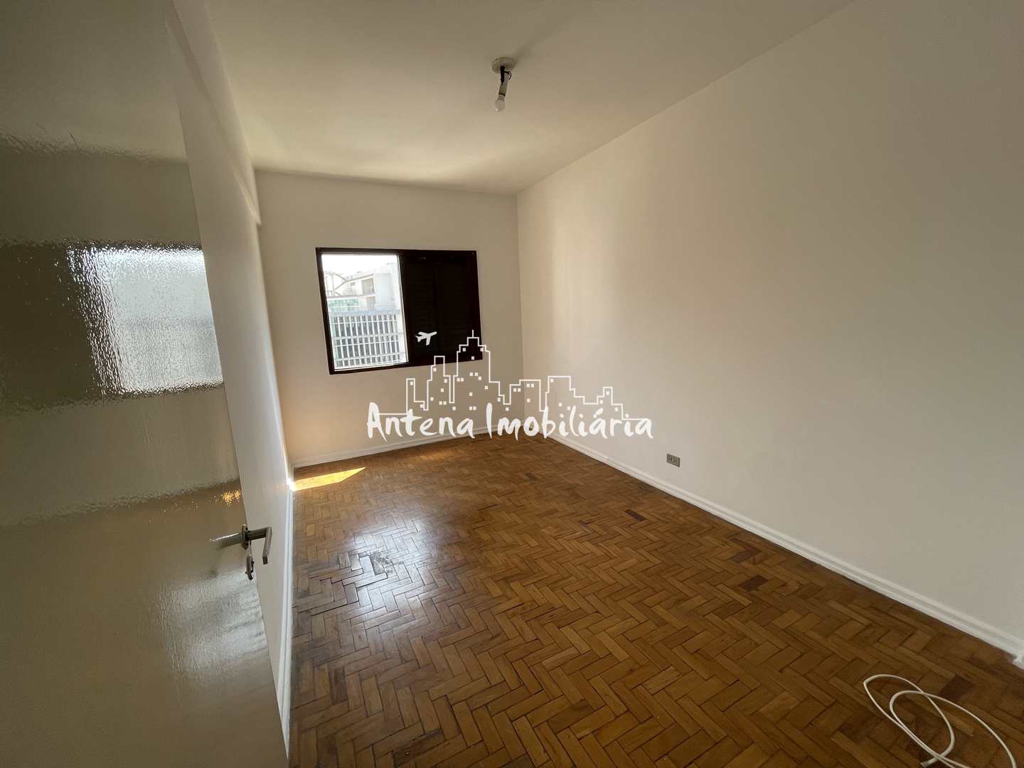 Apartamento para alugar com 2 quartos, 65m² - Foto 3