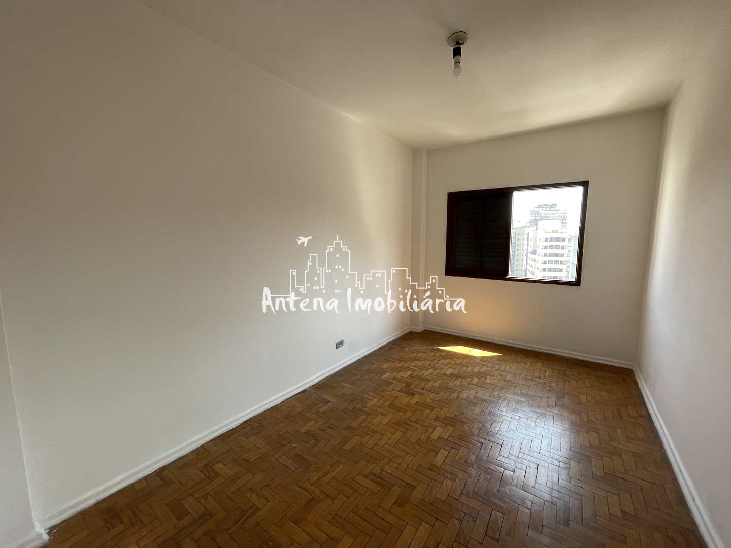 Apartamento para alugar com 2 quartos, 65m² - Foto 6