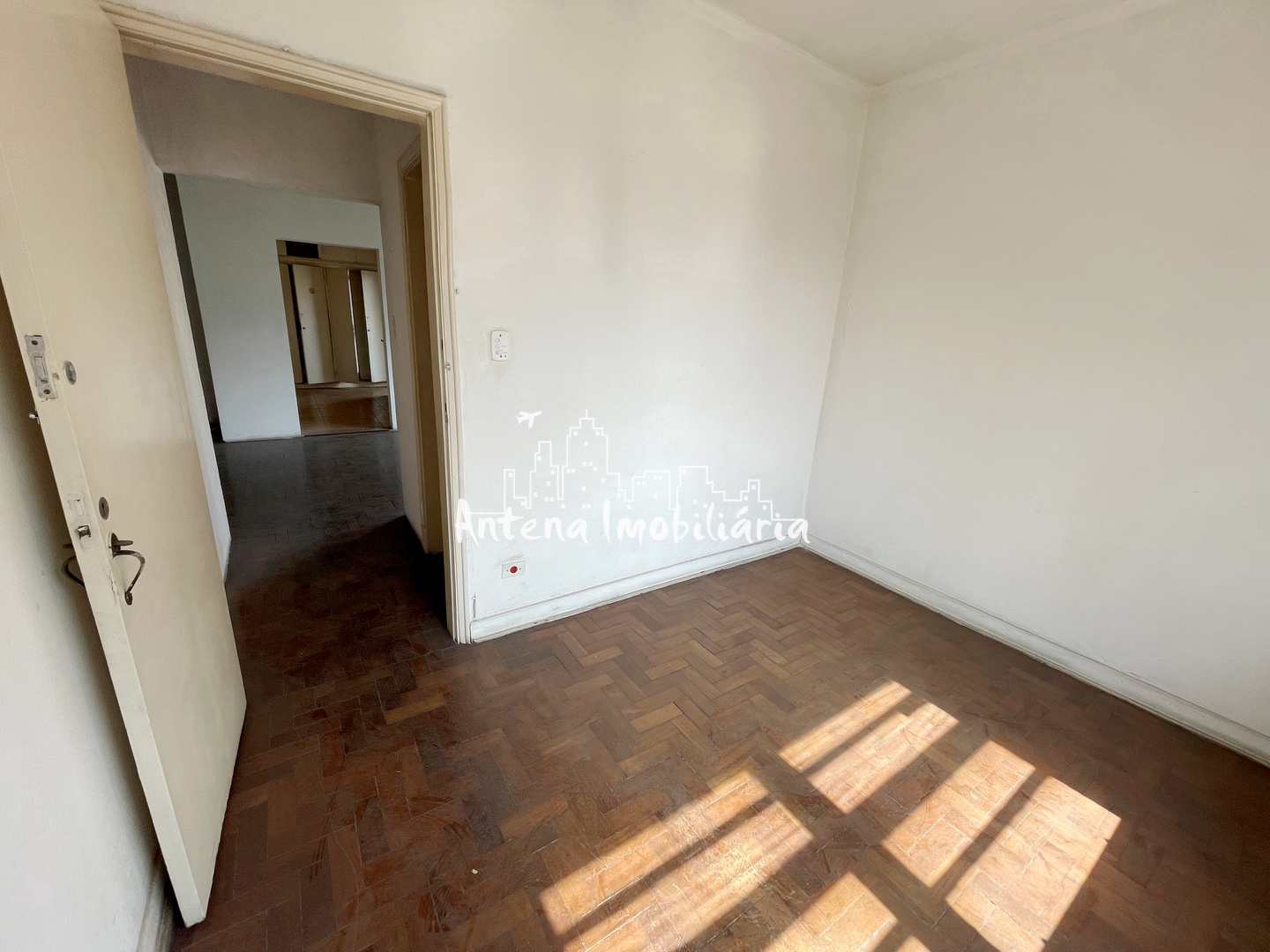 Apartamento para alugar com 2 quartos, 87m² - Foto 7