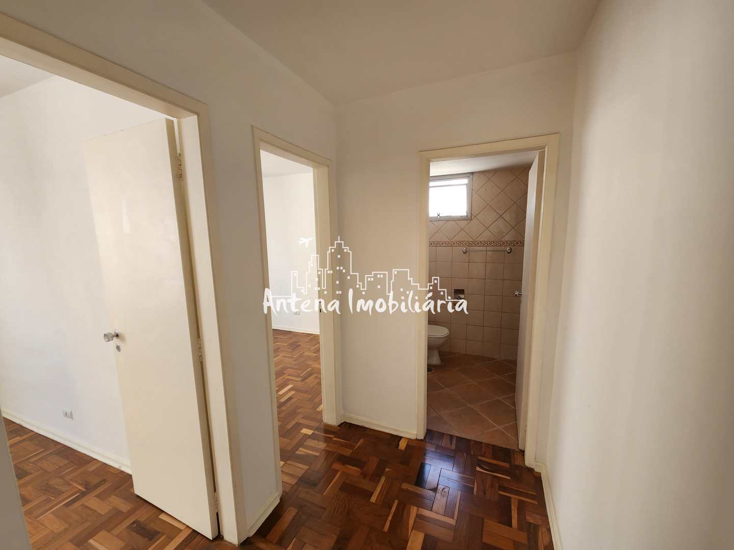 Apartamento à venda com 2 quartos, 63m² - Foto 4