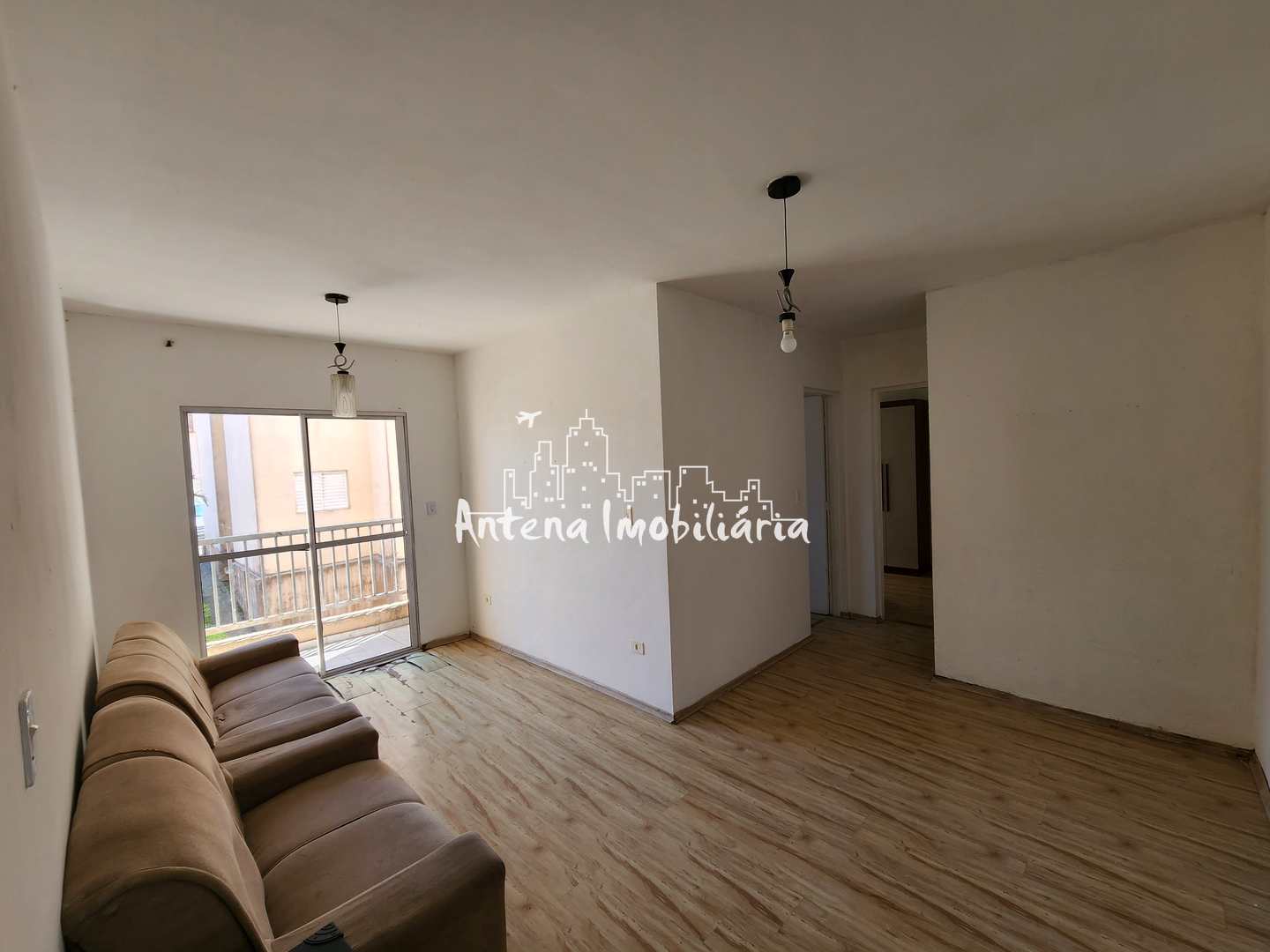 Apartamento à venda com 2 quartos, 53m² - Foto 1