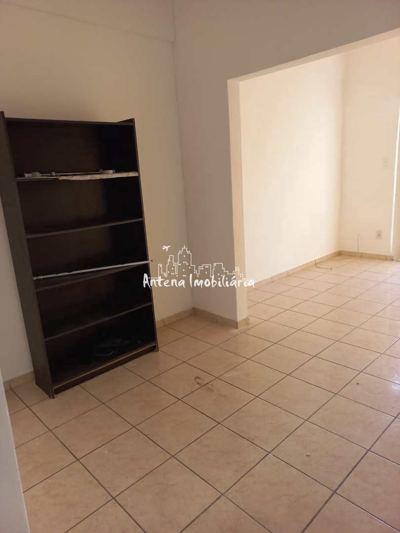 Apartamento à venda com 1 quarto, 42m² - Foto 4