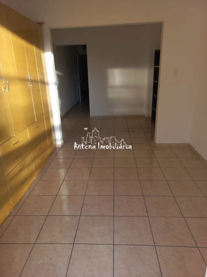 Apartamento à venda com 1 quarto, 42m² - Foto 2