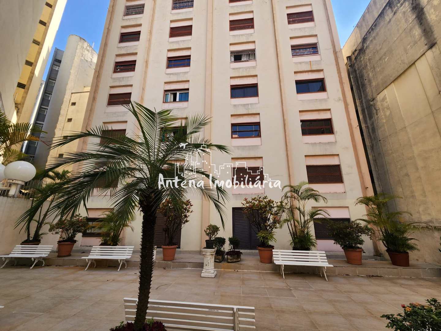 Apartamento à venda com 2 quartos, 68m² - Foto 10