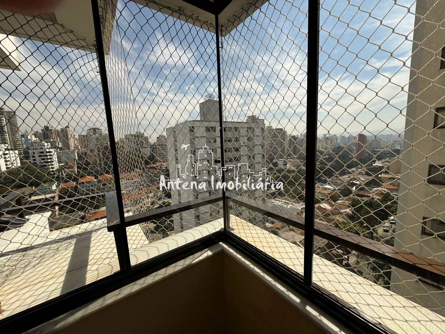 Apartamento à venda com 3 quartos, 105m² - Foto 4