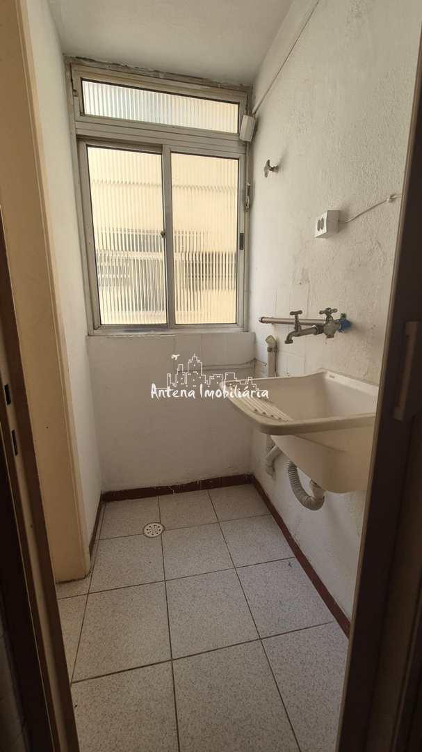 Apartamento à venda com 2 quartos, 68m² - Foto 13